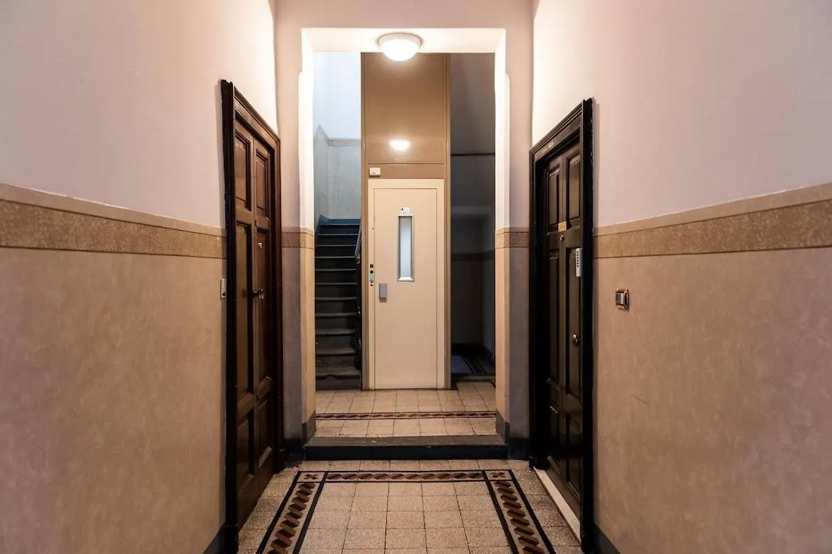 Easy Central Flat Milan