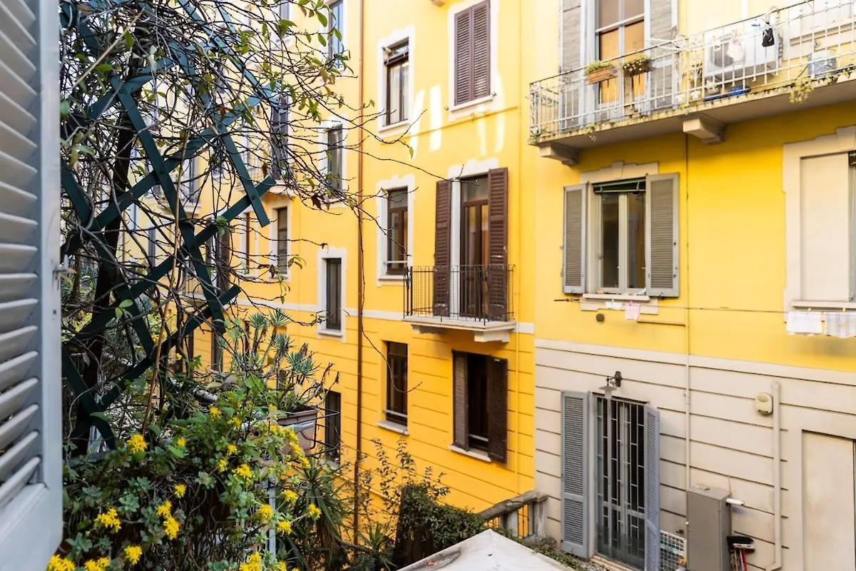 Easy Central Flat Milan