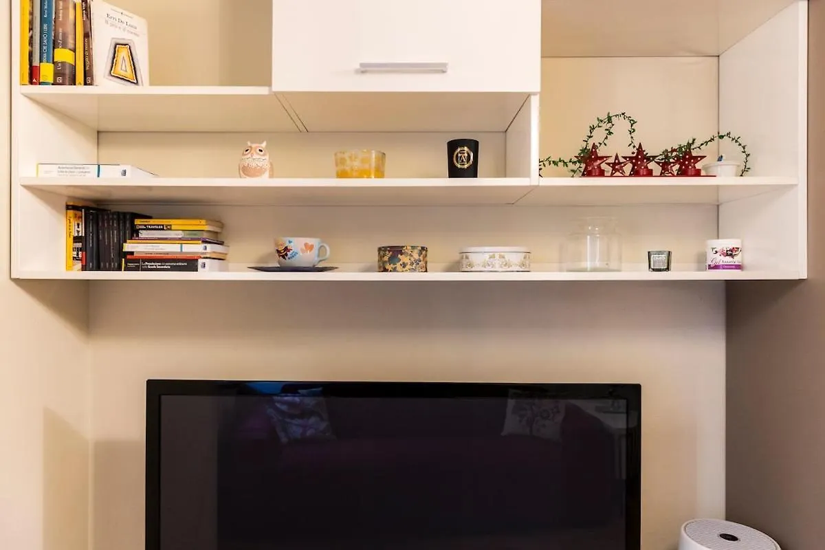 Apartment Easy Central Flat Milan